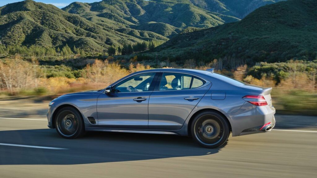 the Korean luxury sedan that undercuts Lexus