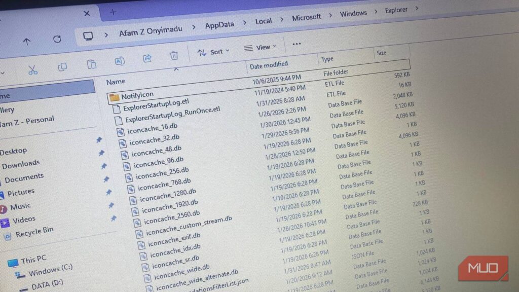 My Windows desktop kept flickering until I cleared this cache