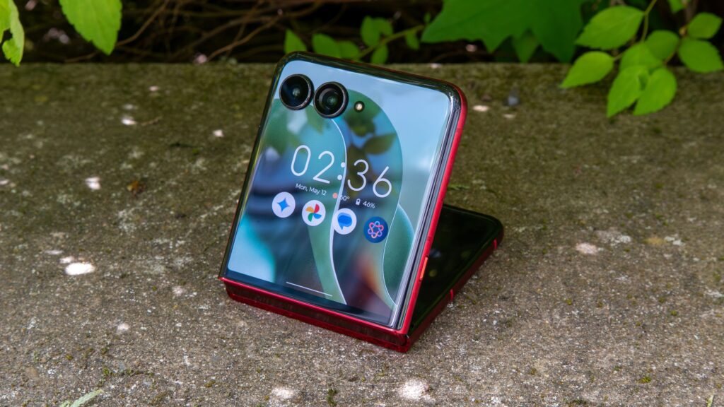 This surprise Motorola deal slashes $700 off the 1TB Razr Ultra AND includes free earbuds — consider me intrigued