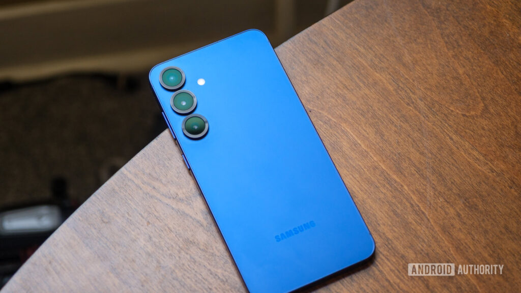 Samsung releases seventh One UI 8.5 beta for the Galaxy S25