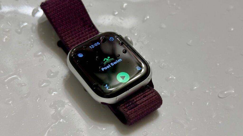 Are Smartwatches Really Waterproof? | Lifehacker Are Smartwatches Really Waterproof? | Lifehacker